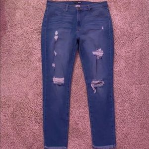 👖Fashion Nova jeans💗